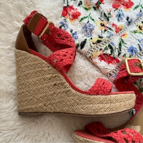 Steve Madden Magestee Coral Espadrille Wedge Sandals - Picture 2 of 12